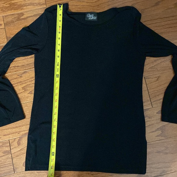 Can’t Miss blk longsleeves OS Tunic - Size Small - Picture 9 of 10